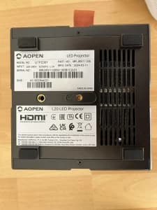 Boden des Acer AOpen L20