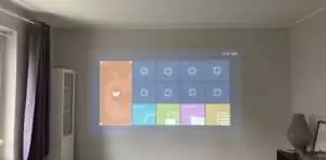 Predator GM712 Bildqualität bei lichtdurchflutetem Raum im Normal-Modus